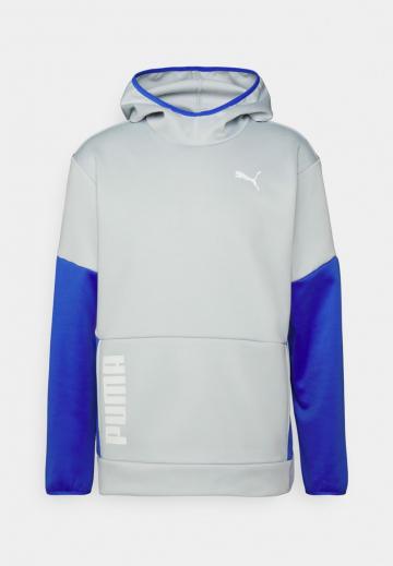 Спортивная кофта