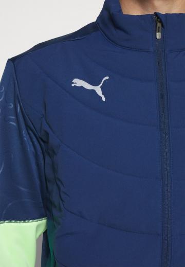 Спортивная куртка