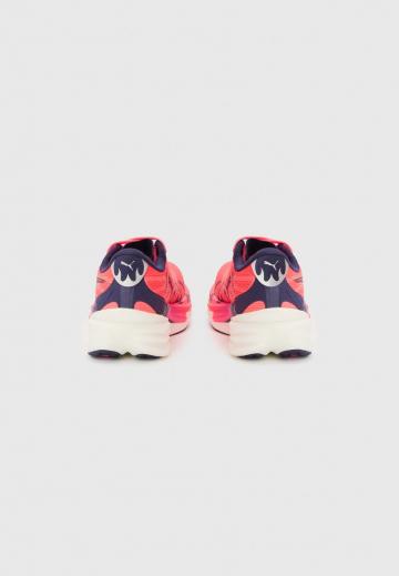 Беговые кроссовки