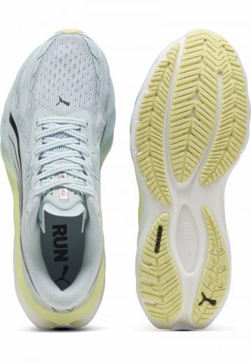 Беговые кроссовки