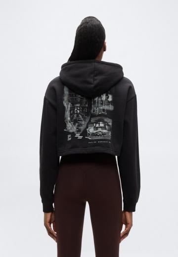 Спортивная толстовка