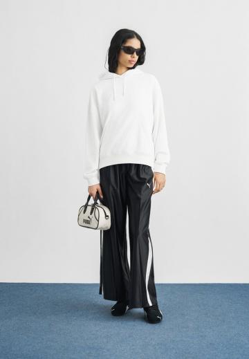 Пуловер с капюшоном