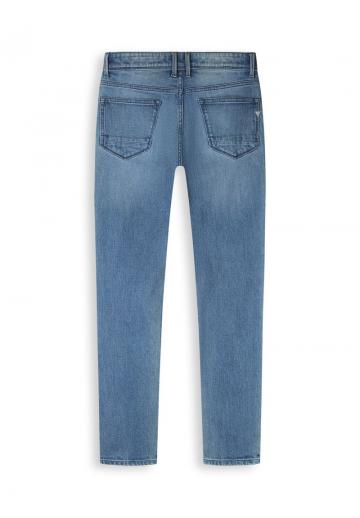 Узкие джинсы