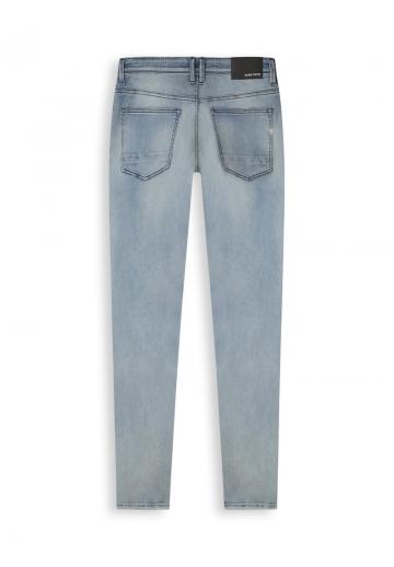 Узкие джинсы