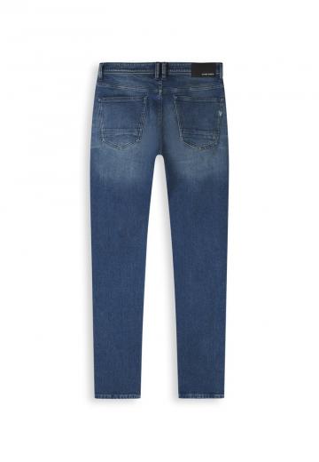 Узкие джинсы