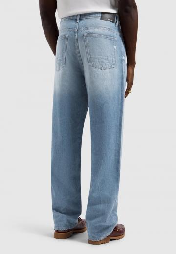 Свободные джинсы