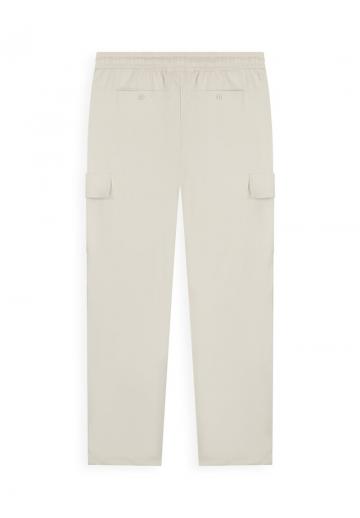 Брюки с накладными карманами