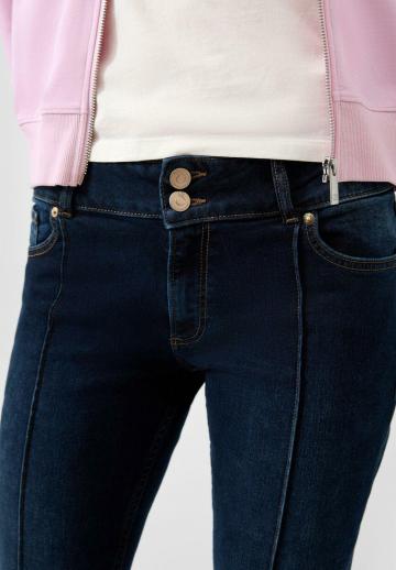 Клешеные брюки