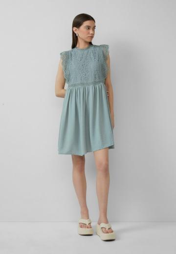 Короткое платье