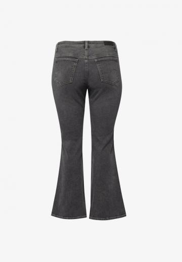 Клешеные джинсы