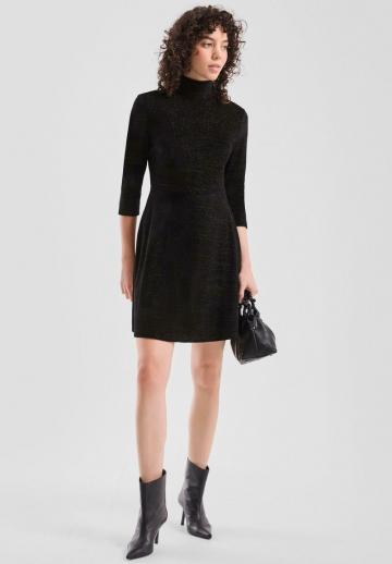 Короткое платье