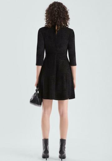 Короткое платье