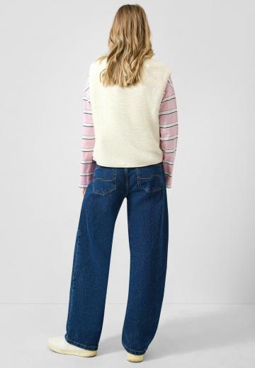 Пуховой жилет