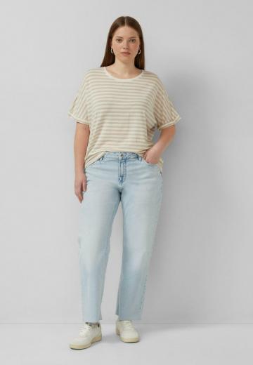 Клешеные джинсы