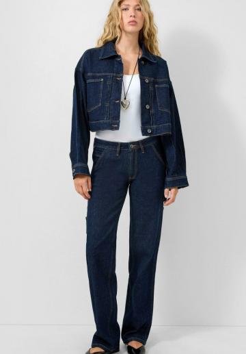 Прямые джинсы