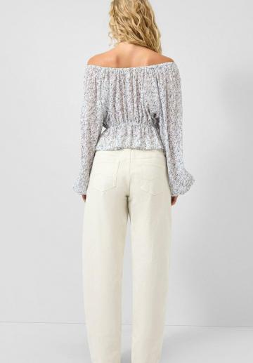 Прямые джинсы