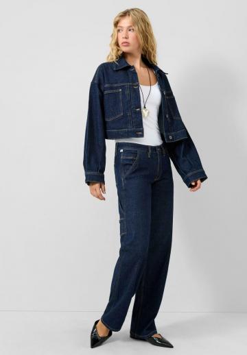 Короткая куртка