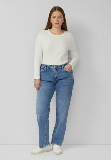 Прямые джинсы