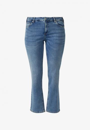 Прямые джинсы