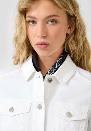 Джинсовая куртка