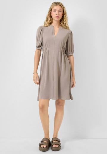 Короткое платье