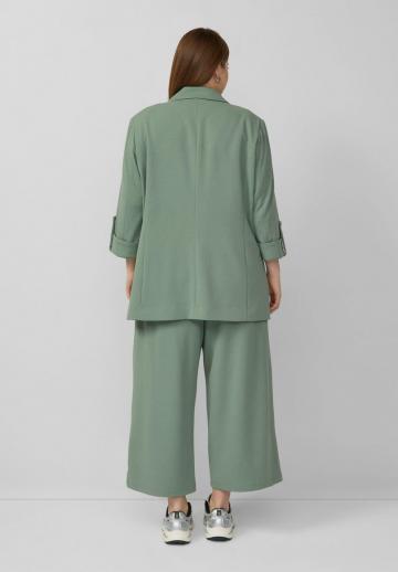 Короткое пальто