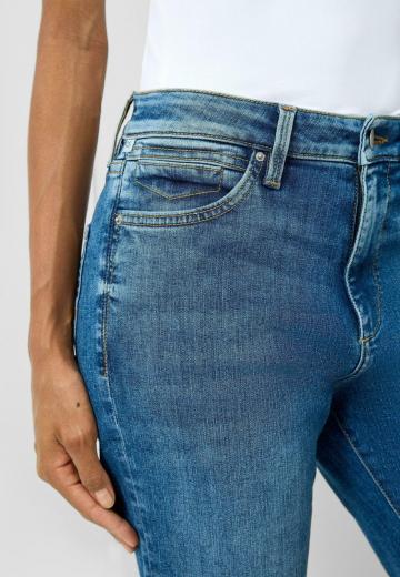 Клешеные брюки