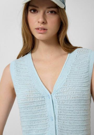 Джинсовая жилетка