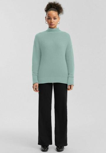 Длинный пуловер