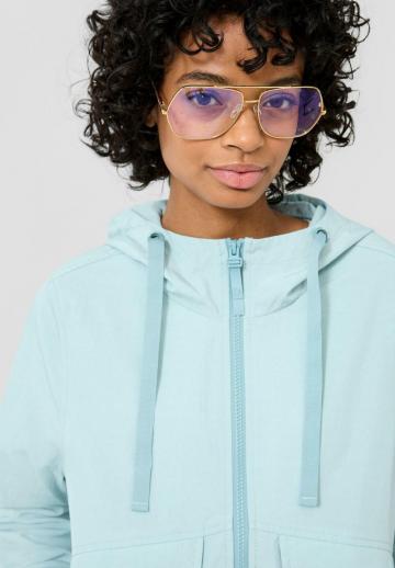 Куртка с накладнымит карманами