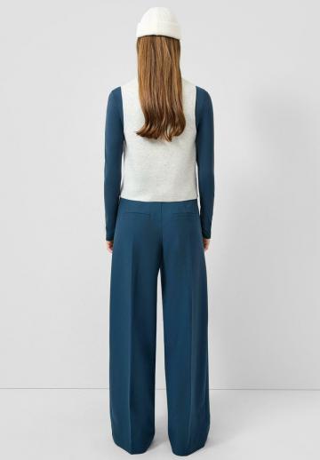 Джинсовая жилетка