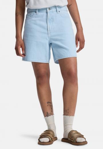 Джинсовые шорты