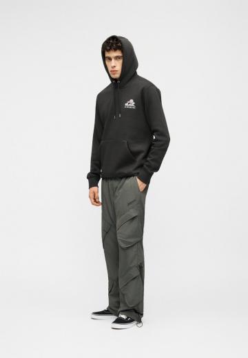 Пуловер с капюшоном