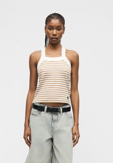 Спортивный топ