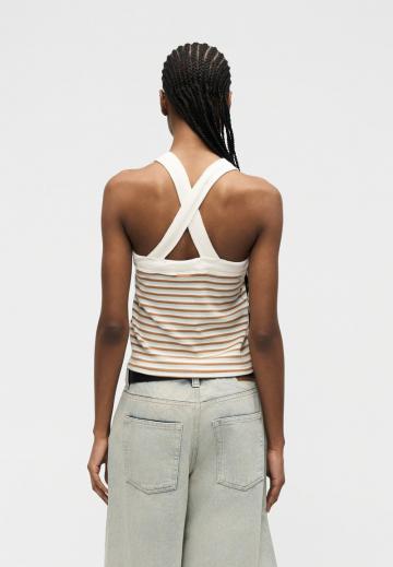 Спортивный топ