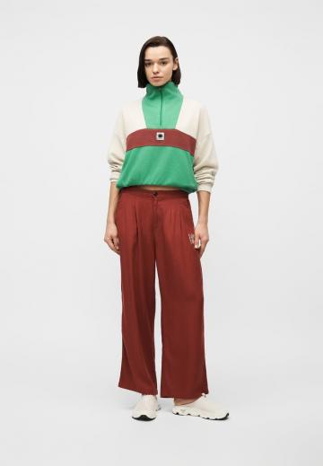 Спортивная толстовка