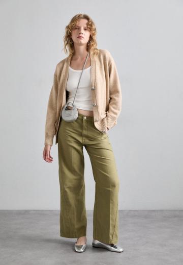 Длинный жилет