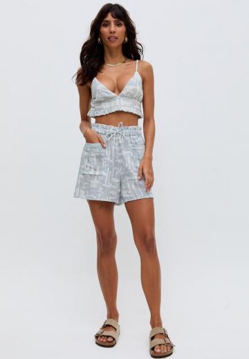 Топ на бретельках