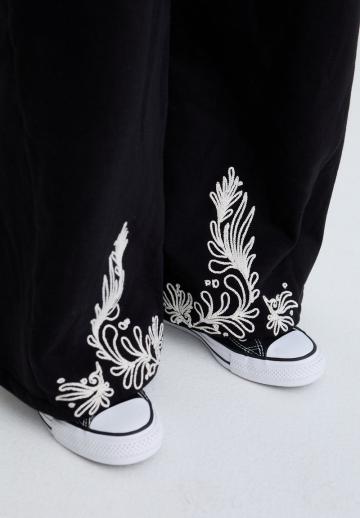 Спортивные штаны