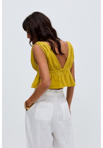 Блузка без рукавов