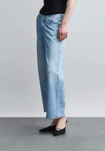 Джинсы бойфренда