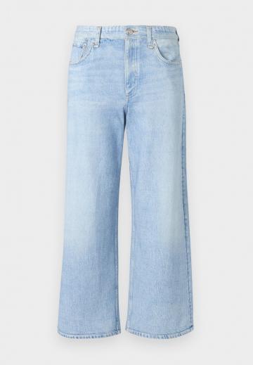 Джинсы бойфренда