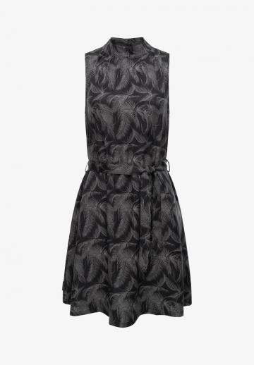 Короткое платье