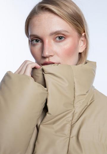 Зимняя куртка