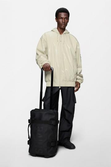 Чемодан на колесах