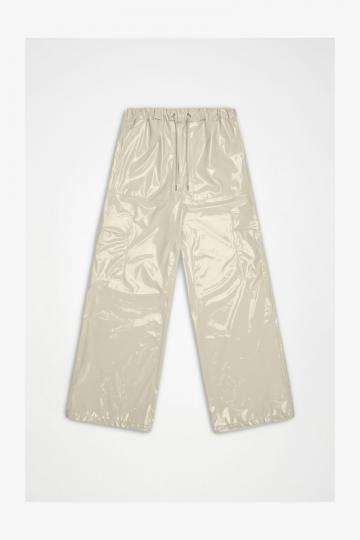 Брюки с накладными карманами