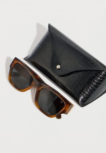 Солнечные очки