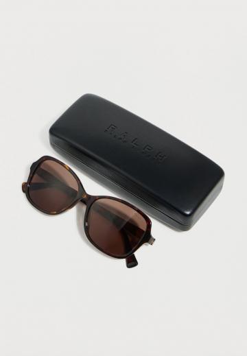 Солнечные очки