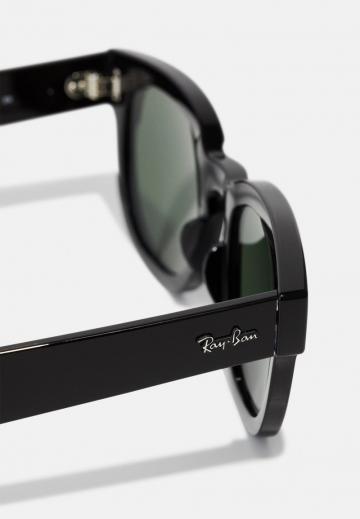 Солнечные очки