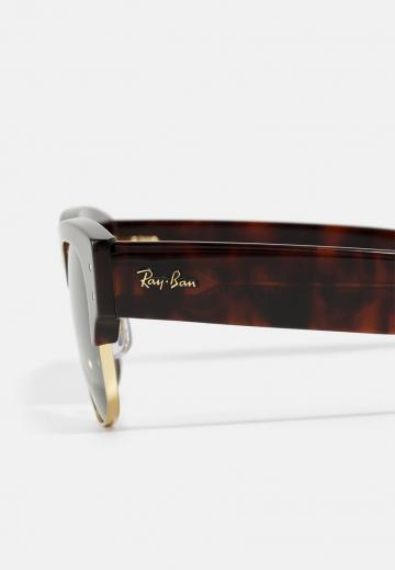 Солнечные очки